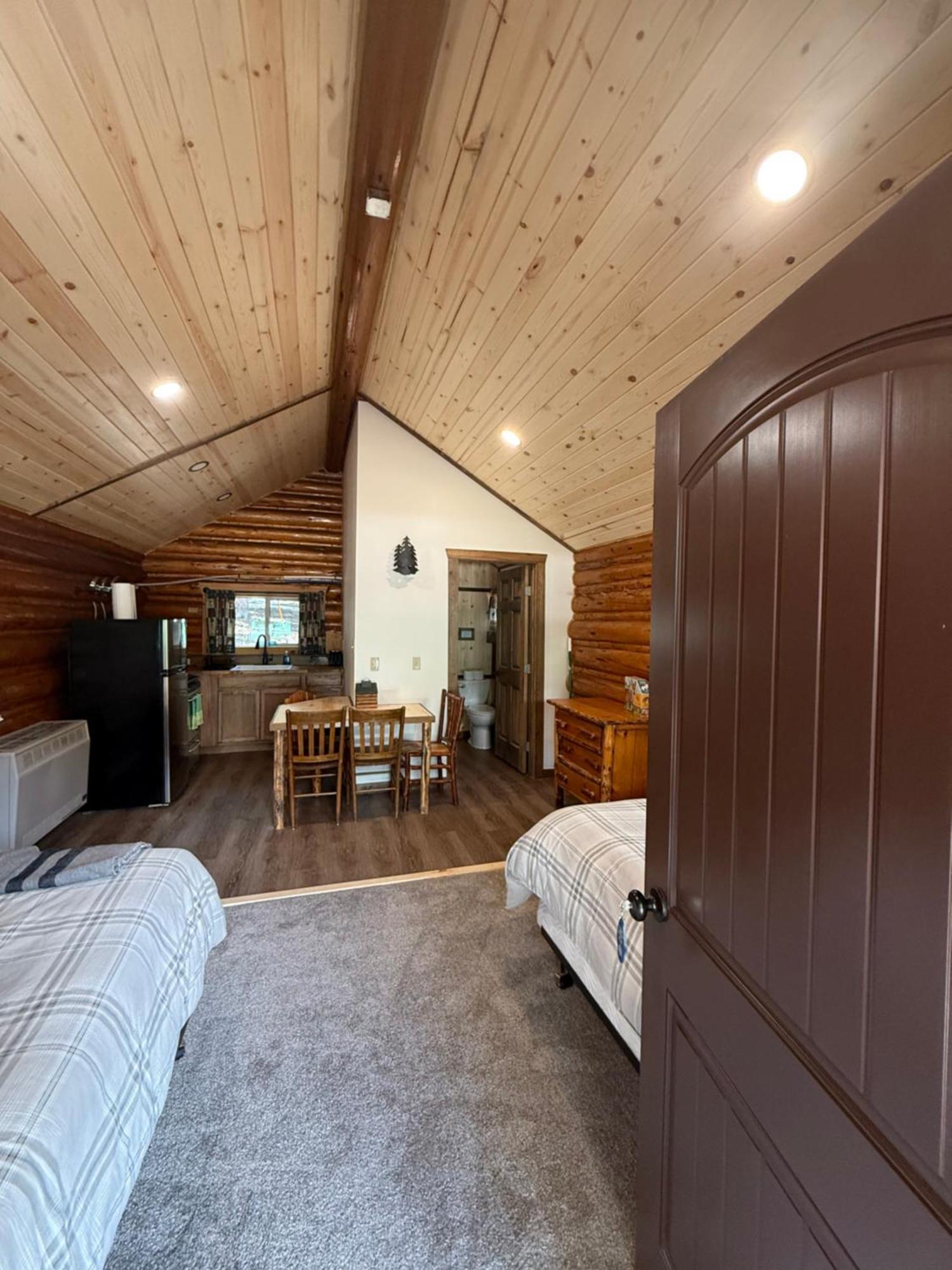Silver Gate Lodging Cooke City Extérieur photo