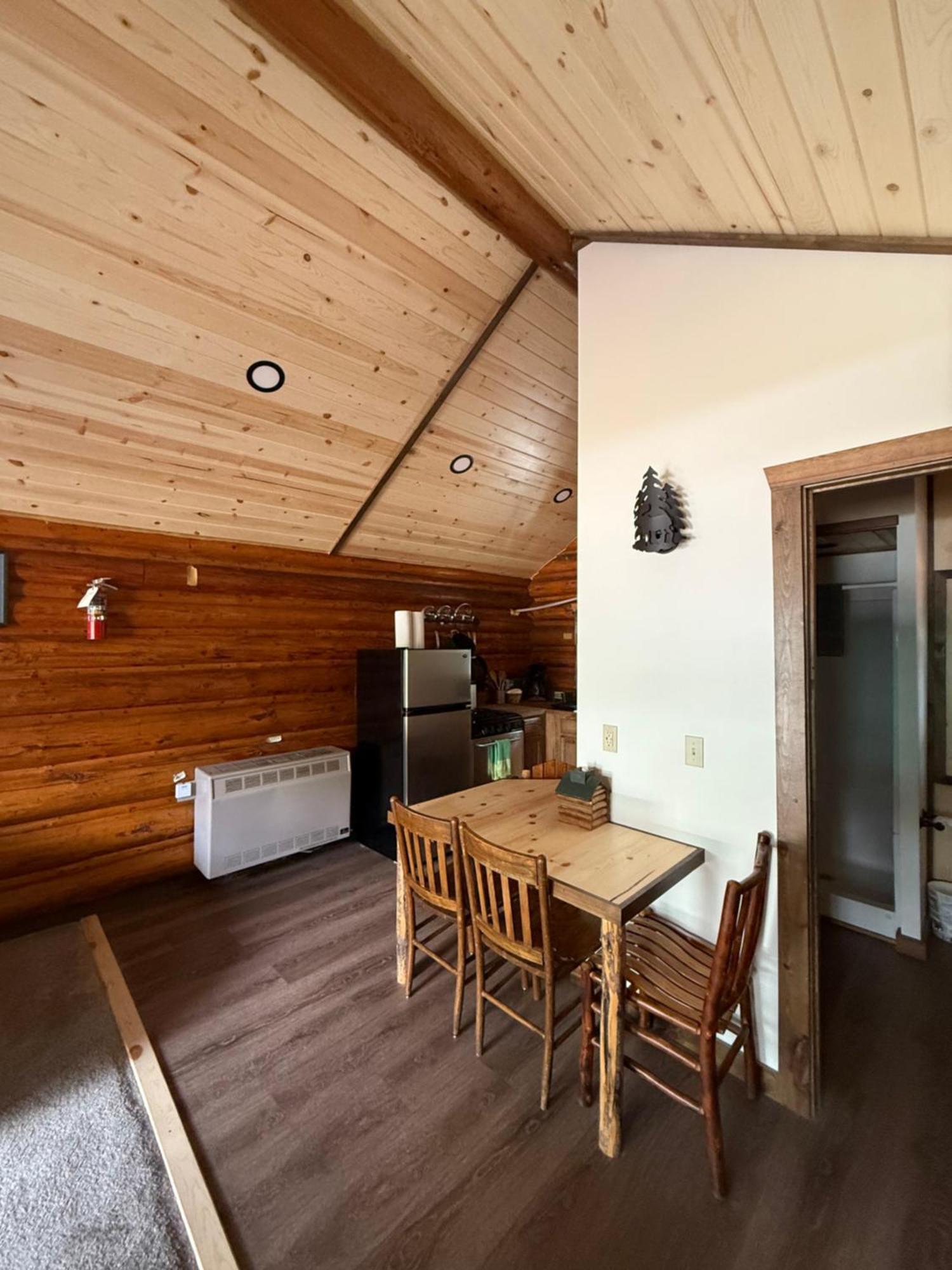 Silver Gate Lodging Cooke City Extérieur photo