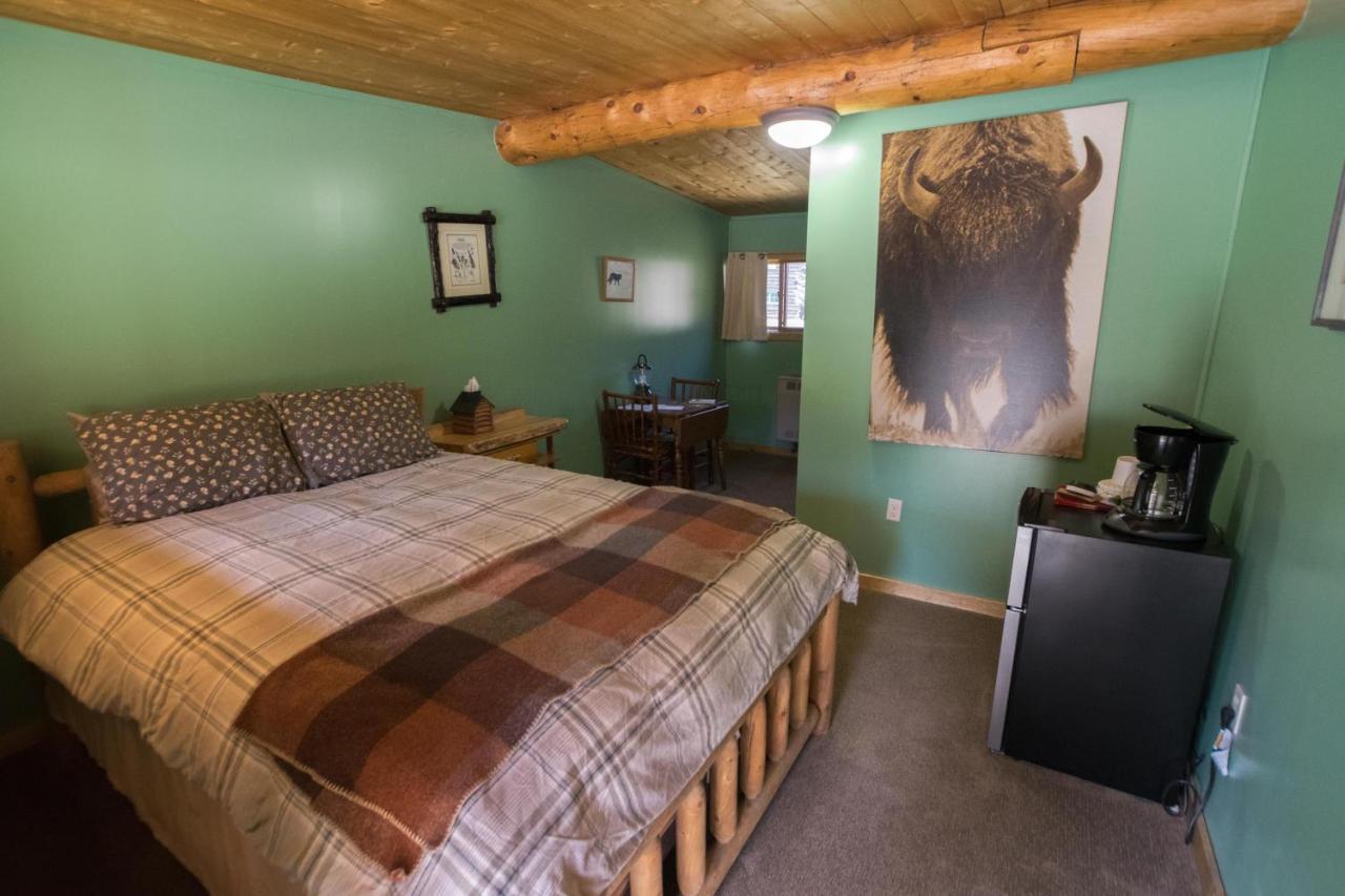 Silver Gate Lodging Cooke City Extérieur photo