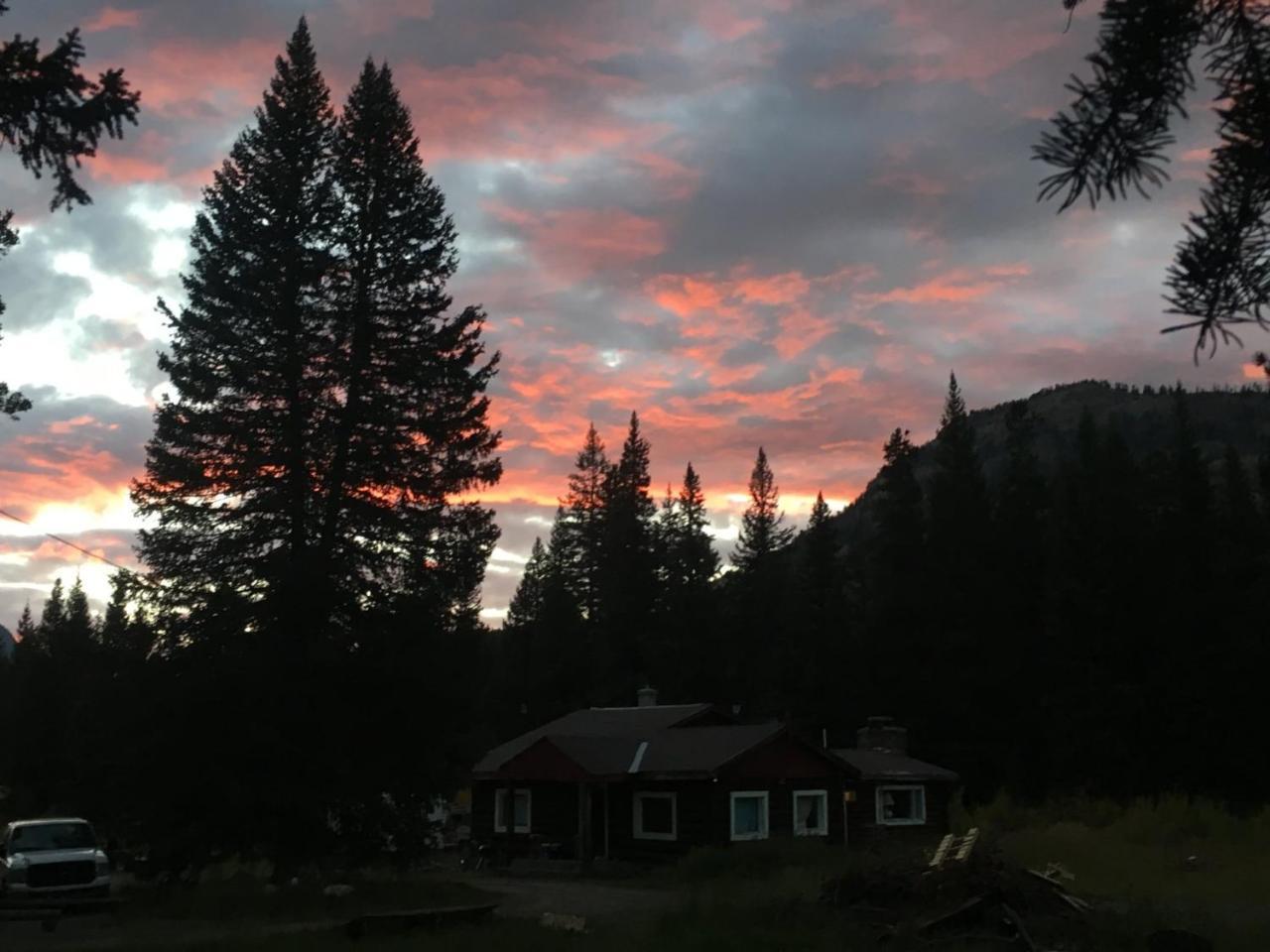 Silver Gate Lodging Cooke City Extérieur photo